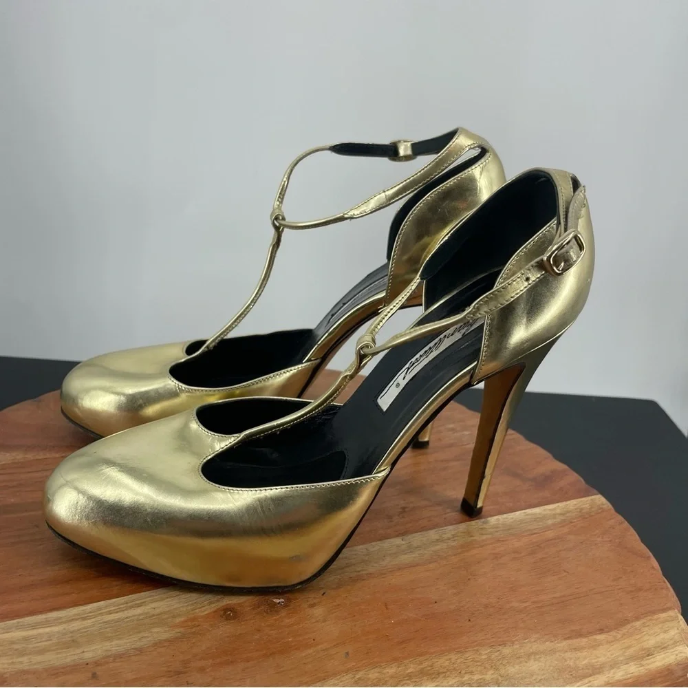 Brian Atwood Vintage Gold T-Strap Platform Pumps 37.5 US 7.5